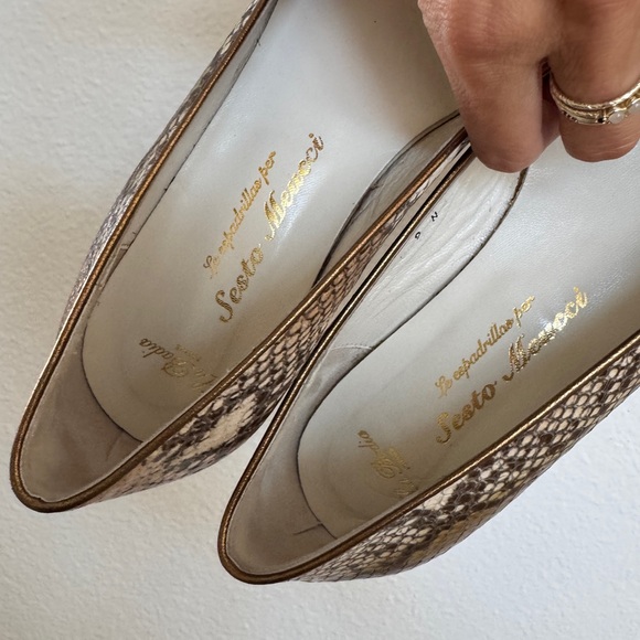 Sesto Meucci Brown Snakeskin Tassel Loafers - Picture 6 of 6